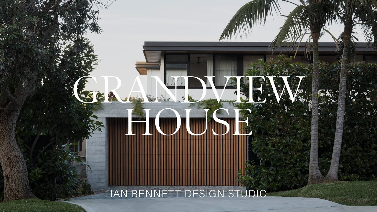 Architect Designs a Light-Filled Contemporary Home with Breathtaking Ocean Views (House Tour)